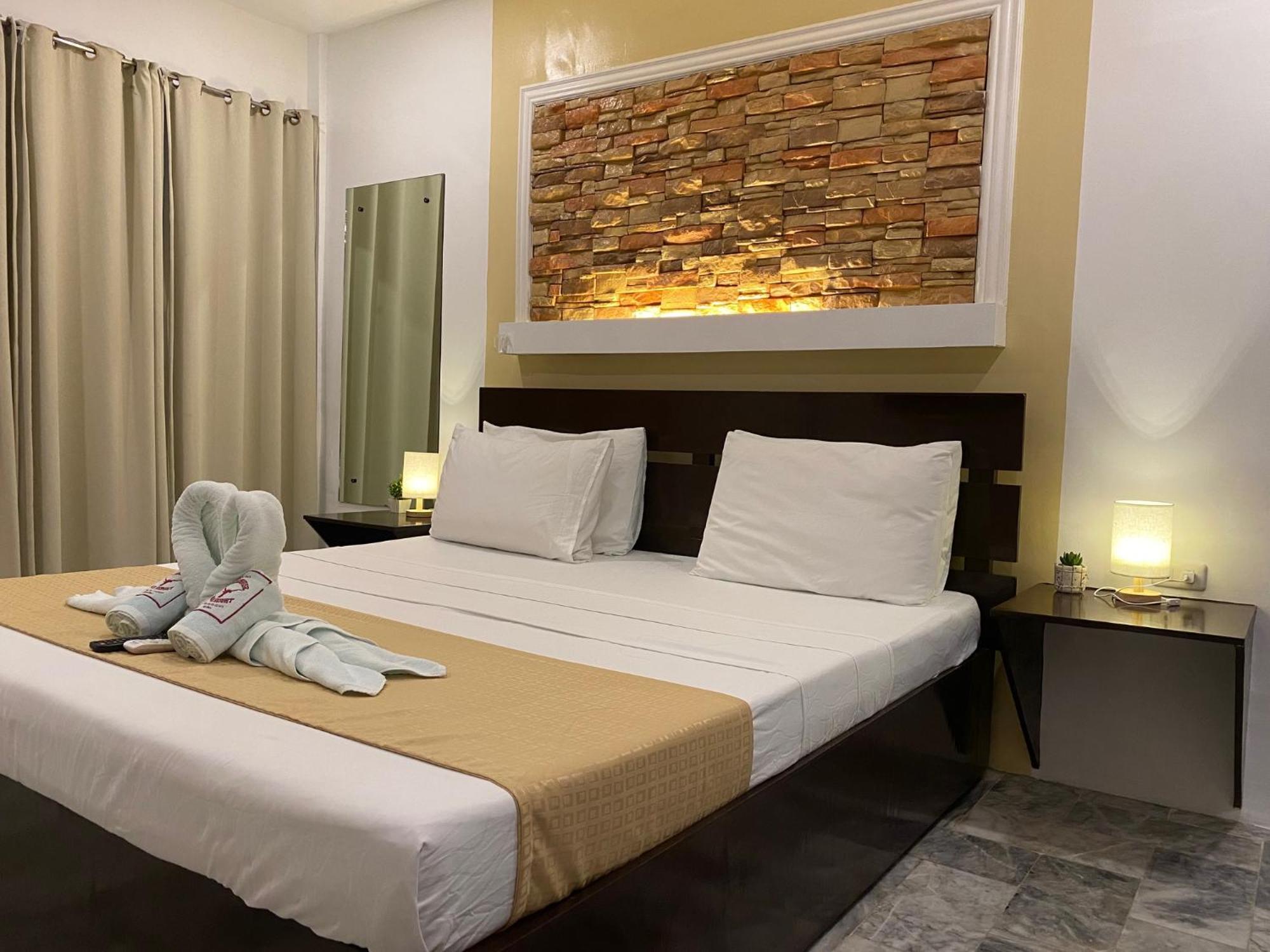 Papa Freds Beach Resort Puerto Galera Extérieur photo