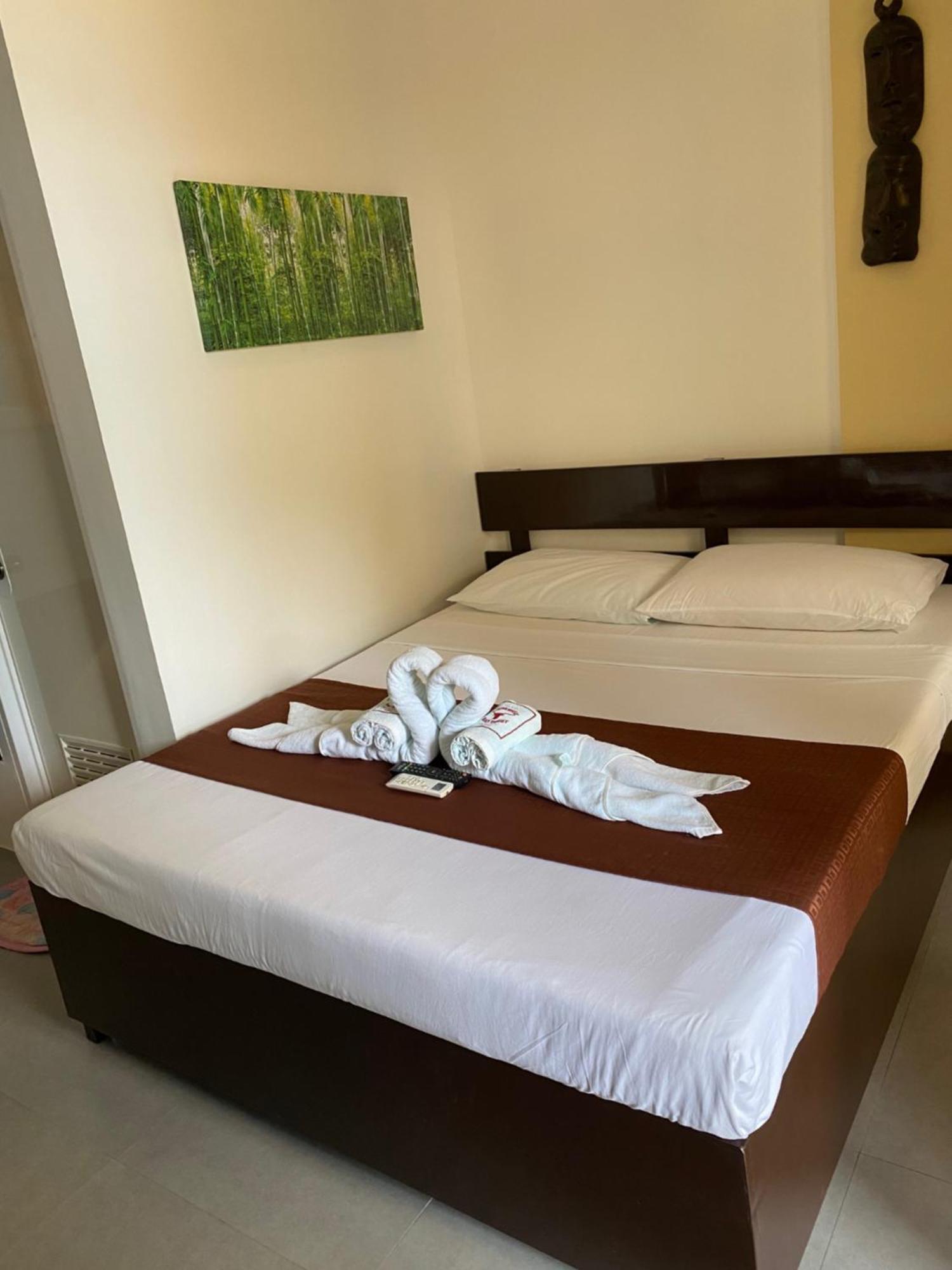 Papa Freds Beach Resort Puerto Galera Extérieur photo